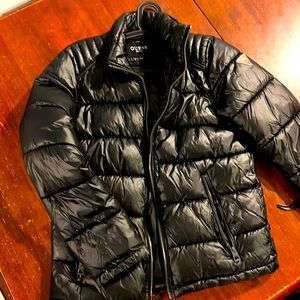 Guess men’s puffer jacket